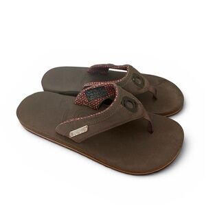 Teva size 5 flip flops thong sandal outdoors water comfortable hiking walking